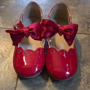 Gymboree Shiny Red Bow Dress Shoes